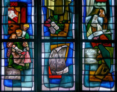 Baie 11: Sainte Thérèse de l'Enfant Jésus, patronne des missionaires
