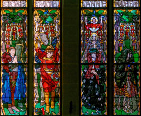 Les saints Georges, Michel, Anne (avec Marie, le Saint-Esprit et le Christ) et Marie-Madeleine (et ses parfums)