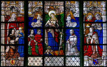Baie 3: Catherine d'Armagnac avec la Vierge et Sainte Anne - Sainte Catherine foule au pied l'empereur Maximin - Jean II avec Saint Jean-Baptiste et Charlemagne