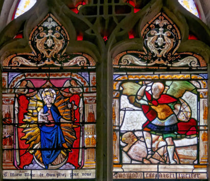 Baie 15: Vierge en gloire - Saint Michel et le dragon