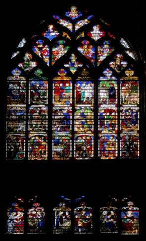 Le Fils Prodigue (baie 232) et au triforium (baie 132) Annonciation et Nativité