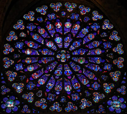 La rose sud avec, en son centre, le Christ de l'Apocalypse