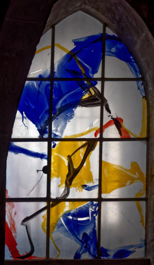 Chapelle Saint-Yves: Créations du père Kim En Joong